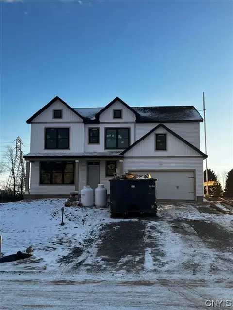 2692 Falling Star Way, Camillus, NY 13031