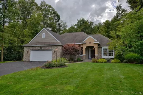 1 Slaytonbush Rd, Whitestown, NY 13492