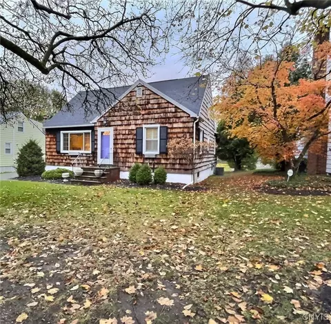 112 Haywood Rd, Geddes, NY 13219