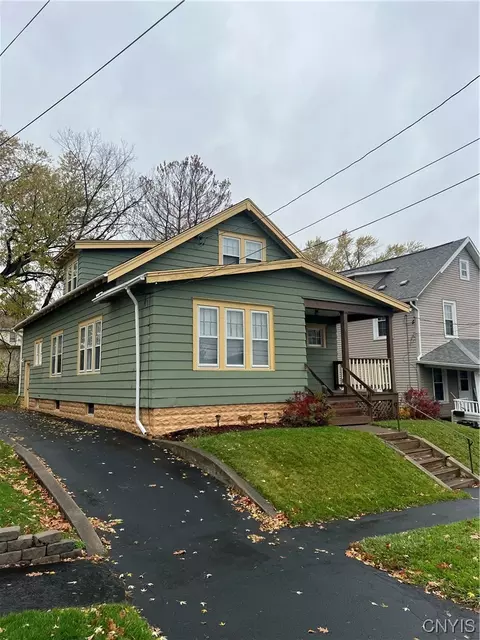 251 Ashdale Ave, Syracuse, NY 13206