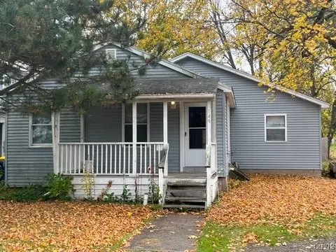 149 Sodus St, Galen, NY 14433