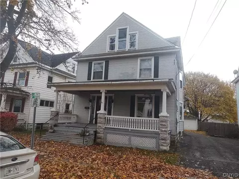 142 Curtis Pl, Auburn, NY 13021