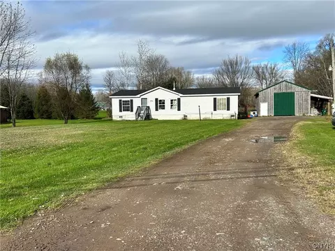 1089 State Route 176, Granby, NY 13069