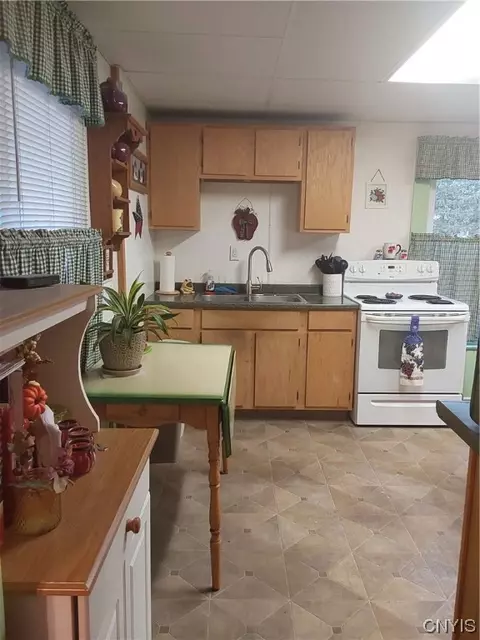 219 E North St, German Flatts, NY 13357 photo 7