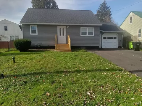312 Toas Ave, Salina, NY 13211