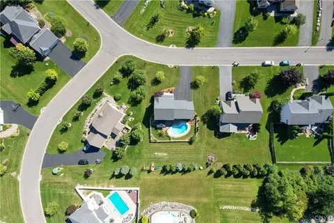 5868 Invincible Dr, Onondaga, NY 13078 photo 37
