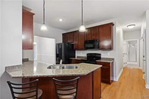 5868 Invincible Dr, Onondaga, NY 13078 photo 11