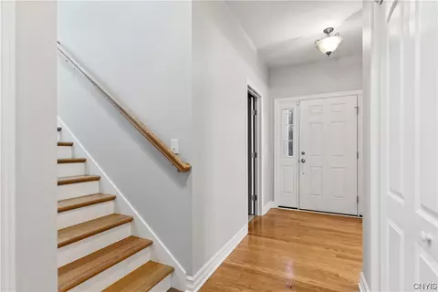 5868 Invincible Dr, Onondaga, NY 13078 photo 14