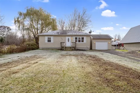 7780 Roberts St, Lenox, NY 13032
