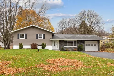 114 Park Way, Camillus, NY 13031
