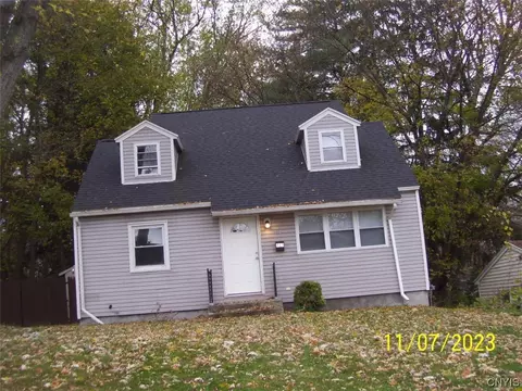 414 Beverly Dr, Syracuse, NY 13219