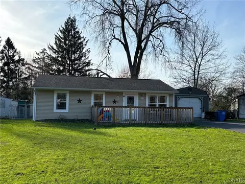 309 Snowdale Dr, Van Buren, NY 13209