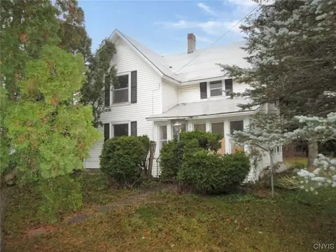 8421 Willow St, Le Ray, NY 13637