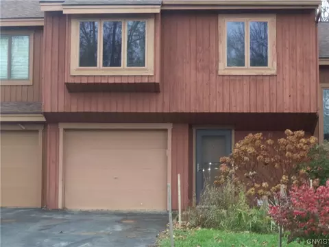 3177 Burrwood Dr, Lysander, NY 13027