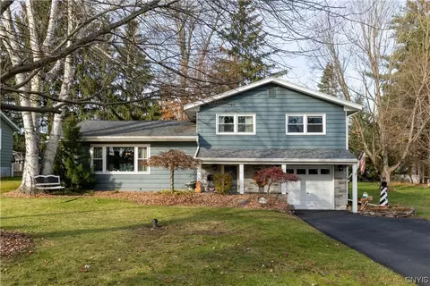 13 Warner Ave, Lysander, NY 13027