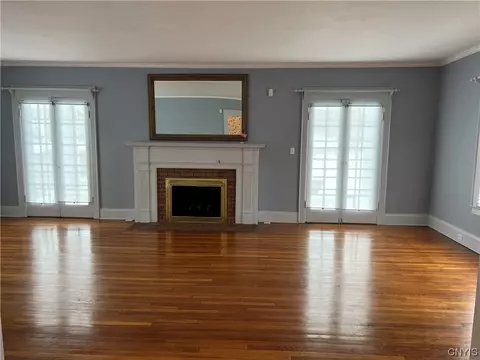 100 Hampton Rd, Syracuse, NY 13203 photo 15