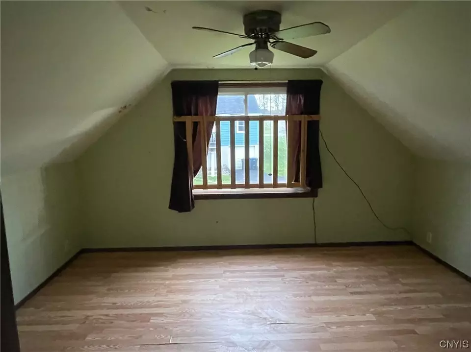 609 Clayton Ave, Vestal, NY 13850 11 Photos Movoto