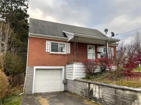 609 Clayton Ave, Vestal, NY 13850