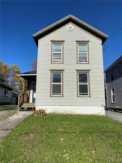 663 Burchard St, Watertown, NY 13601