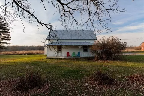 29951 Nys Route 37, Le Ray, NY 13637