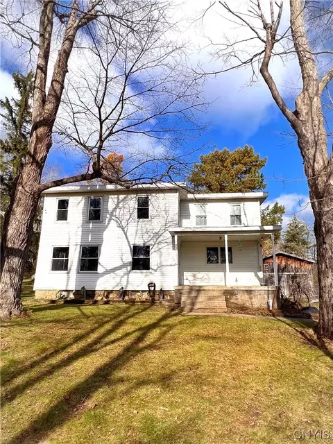 2079 River Rd, Conquest, NY 13140