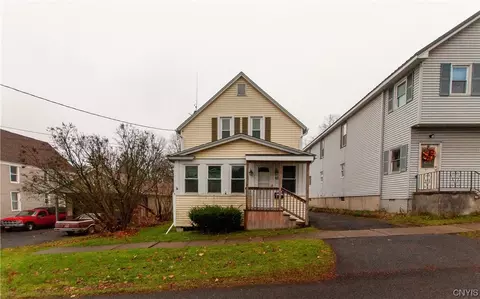 13 Clyne Pl, Whitestown, NY 13492