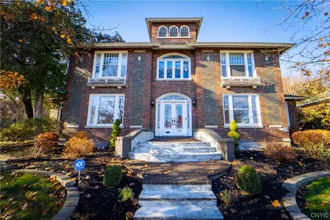 508 W German St, Herkimer, NY 13350