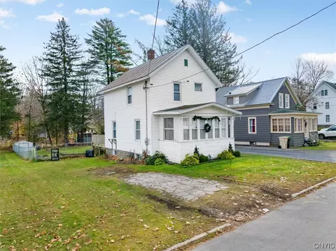 19 Ransom St, Manheim, NY 13329