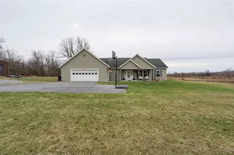 26836 Beckwith Rd, Le Ray, NY 13637