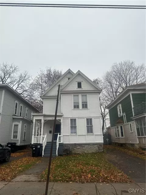 1407 Spring St, Syracuse, NY 13208