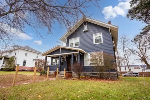 25 Park Pl, Herkimer, NY 13350