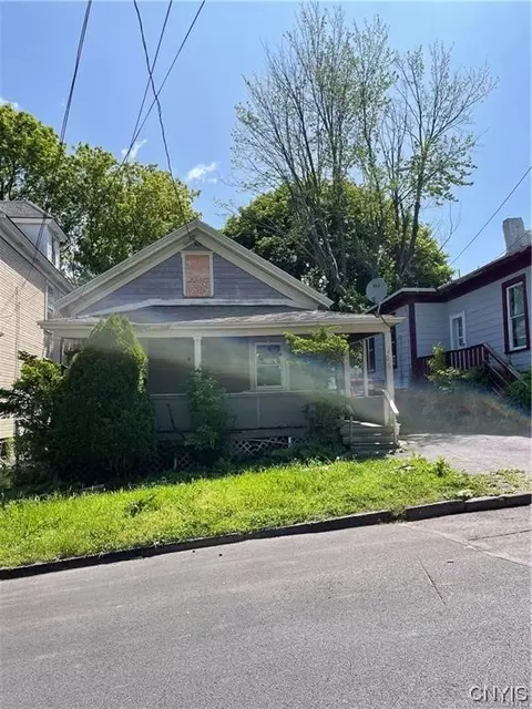 106 Hier Ave, Syracuse, NY 13203
