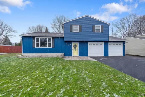 4213 Inverrary Dr, Liverpool, NY 13090