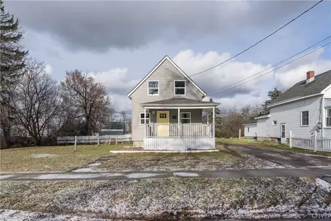 143 E Division St, Watertown, NY 13601