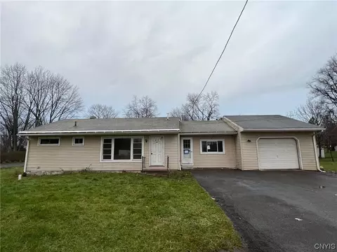 4411 Cedarvale Rd, Onondaga, NY 13215