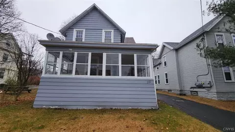 112 Charles Ave, Geddes, NY 13209