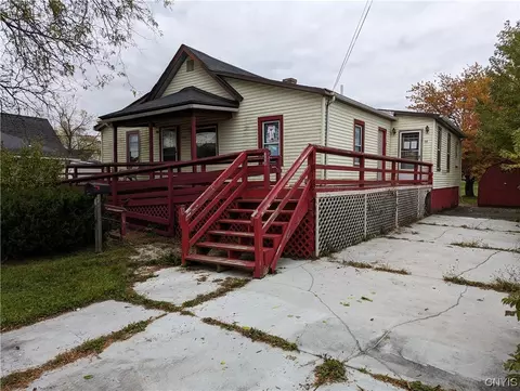348 Maple St, Oneida, NY 13421