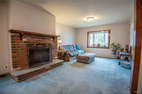 315 Expense St, Rome, NY 13440 photo 6