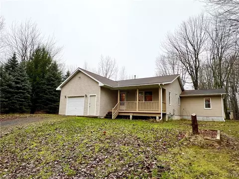 2176 County Route 7, Oswego, NY 13126