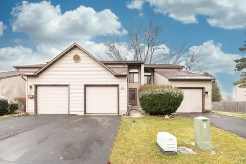 8488 Bubbling Springs Dr, Baldwinsville, NY 13027