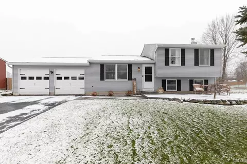 4116 Wafer Ash, Clay, NY 13090