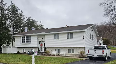 718 Johnson Ave, Herkimer, NY 13350