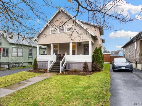 2011 Sunset Ave, Utica, NY 13502