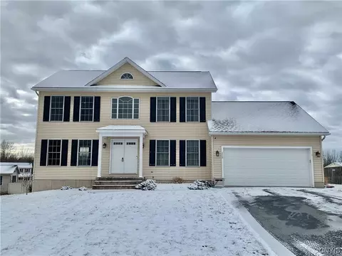 112 Ben Bar Cir, Whitestown, NY 13492