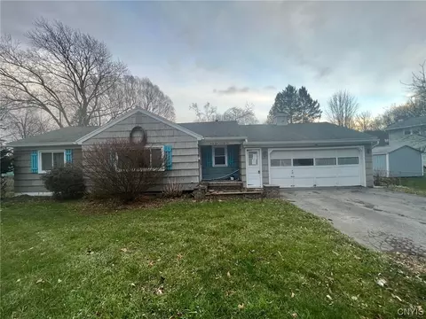 4876 South Ave, Onondaga, NY 13215