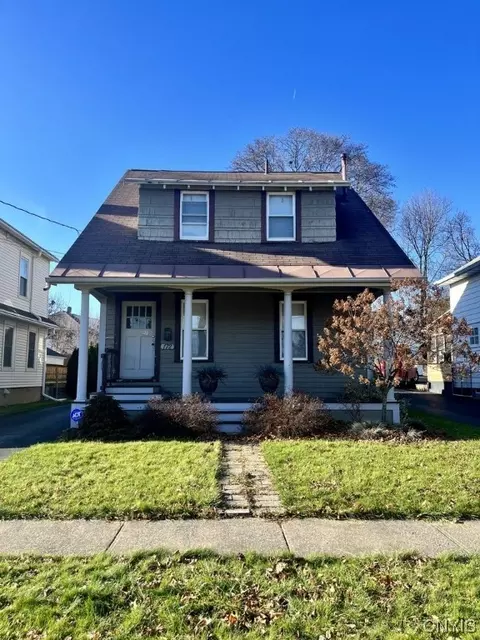 172 Woodbine Ave, Syracuse, NY 13206