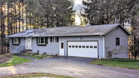 2499 Brookview Dr, Hamilton, NY 13346