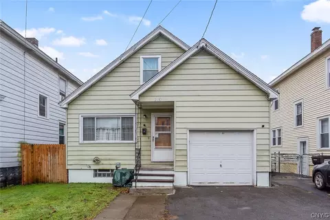 215 Hartson St, Syracuse, NY 13204