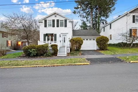 23 Mulberry St, Kirkland, NY 13323