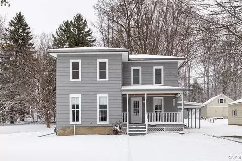 6150 Lake Ave, Wolcott, NY 14590